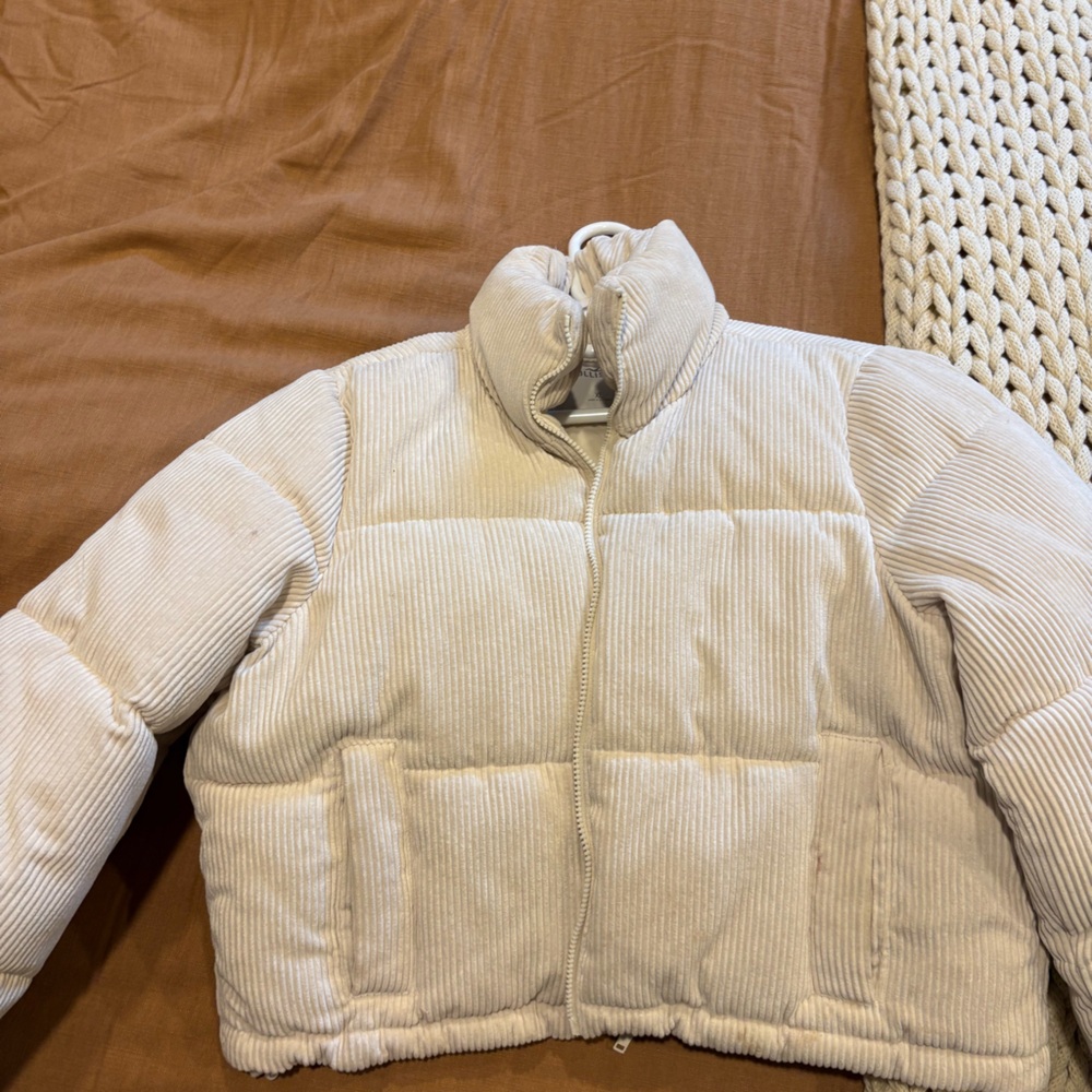Cropped puffer